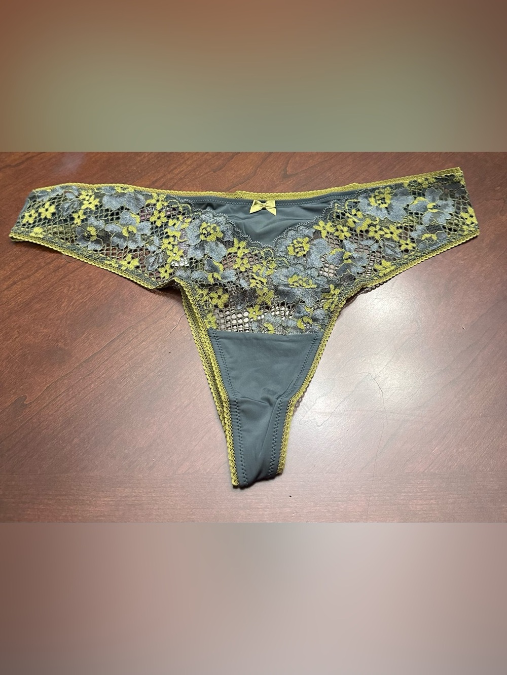 💚 Adore Me Urban Chic Lace Thong Gray Olive Gold NWT
